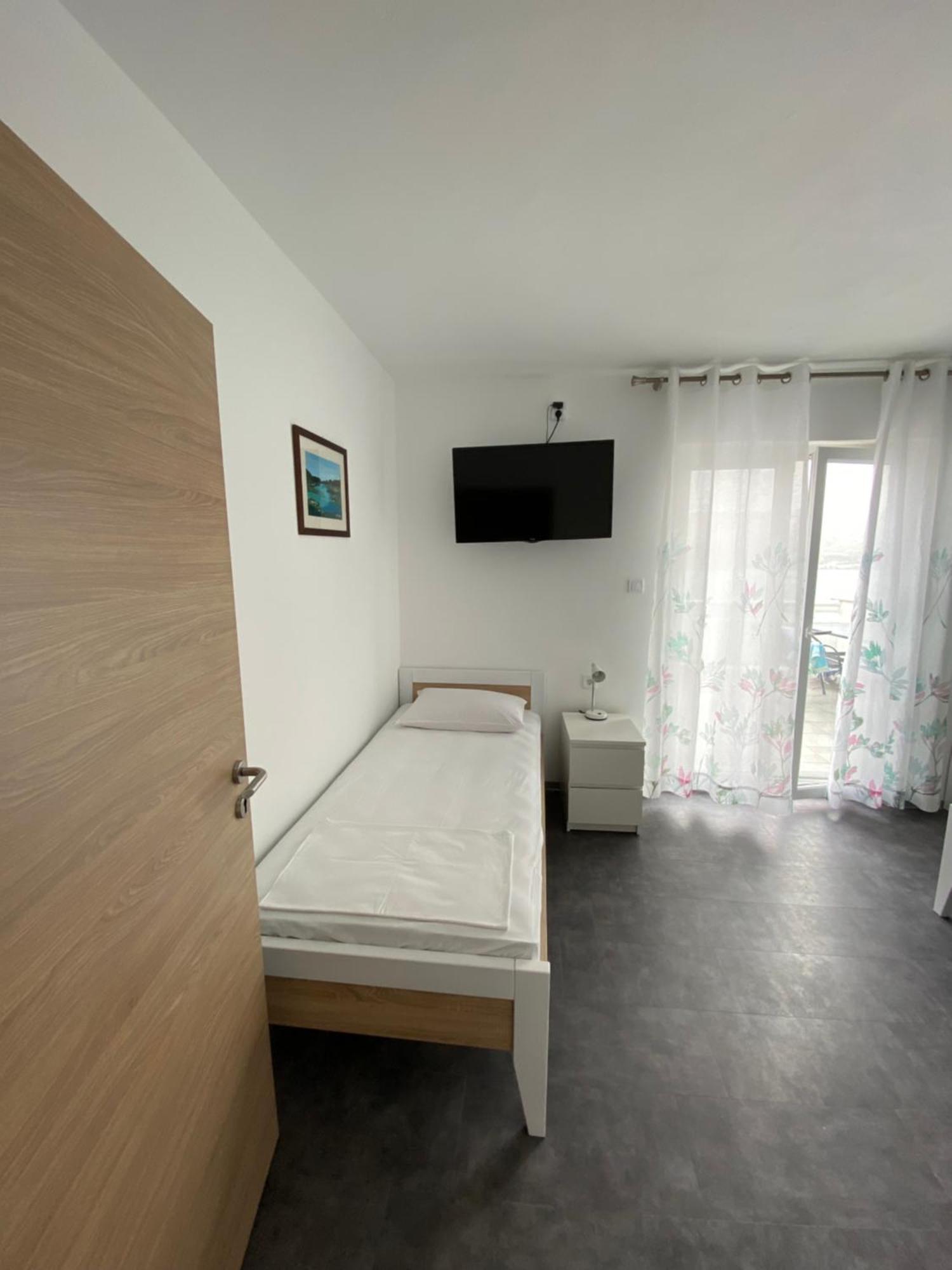 Apartmani Pozega Pag Town Exterior photo